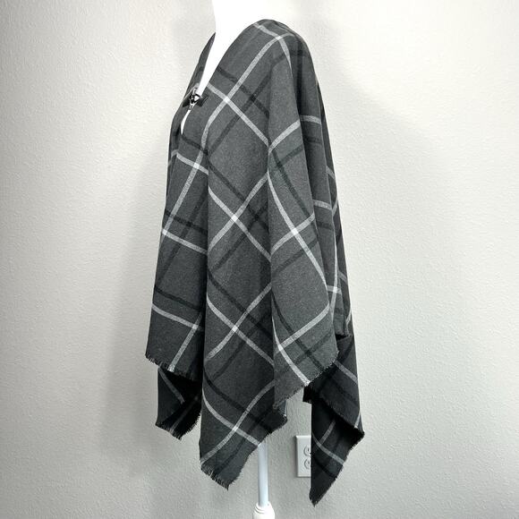 Calvin Klein Womens Poncho Shawl Wrap Gray Plaid Wool Blend Oversized Fringe OS - Picture 3 of 9